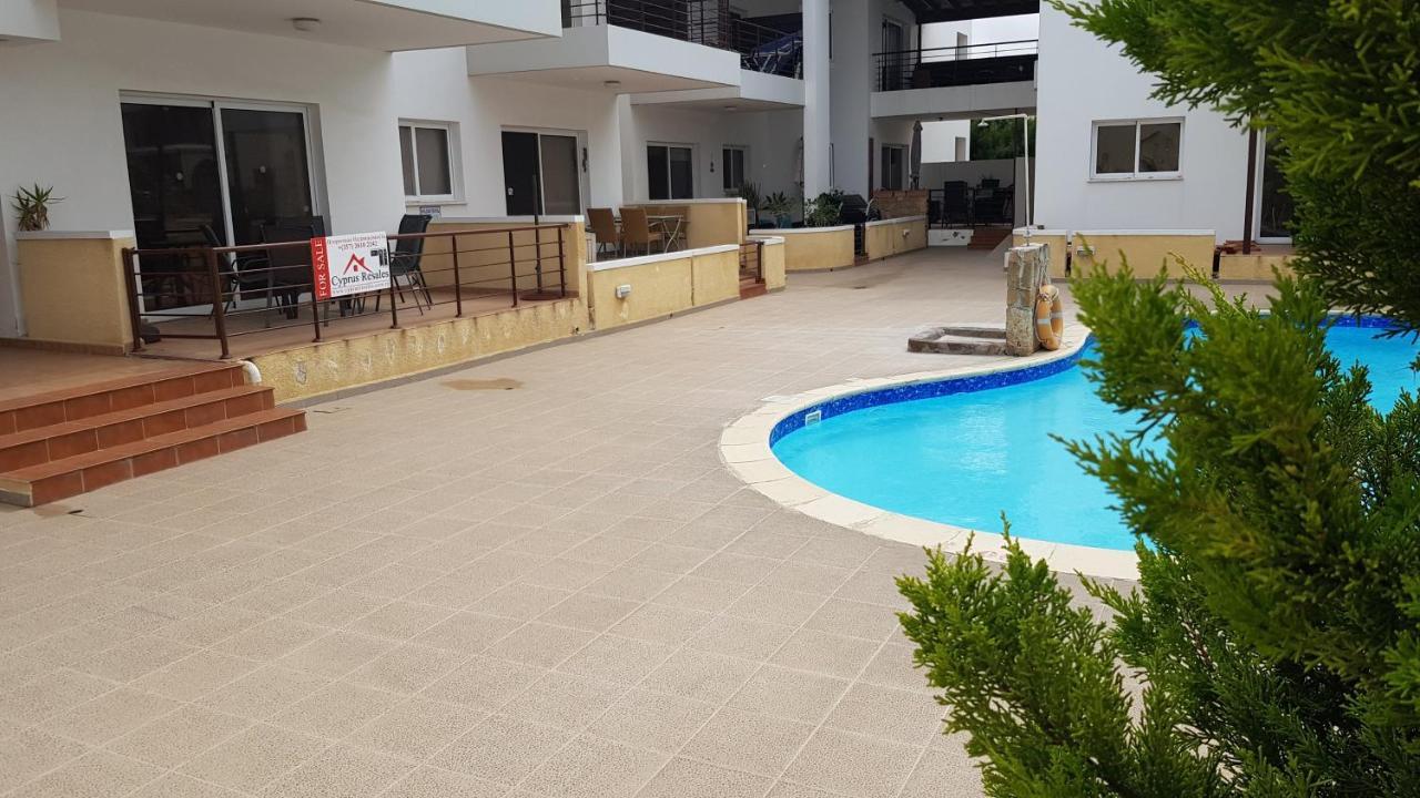Dahan Sirena Lighthouse Luxury Apartment Paphos Luaran gambar