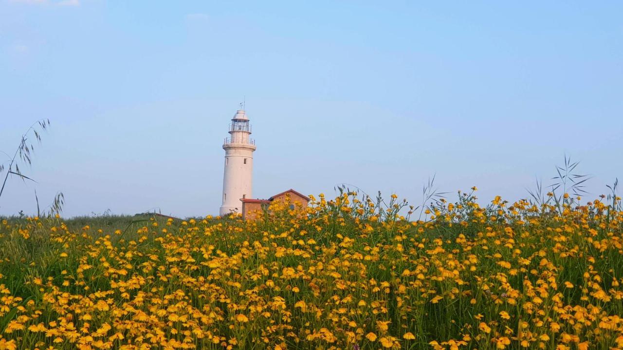 Dahan Sirena Lighthouse Luxury Apartment Paphos Luaran gambar